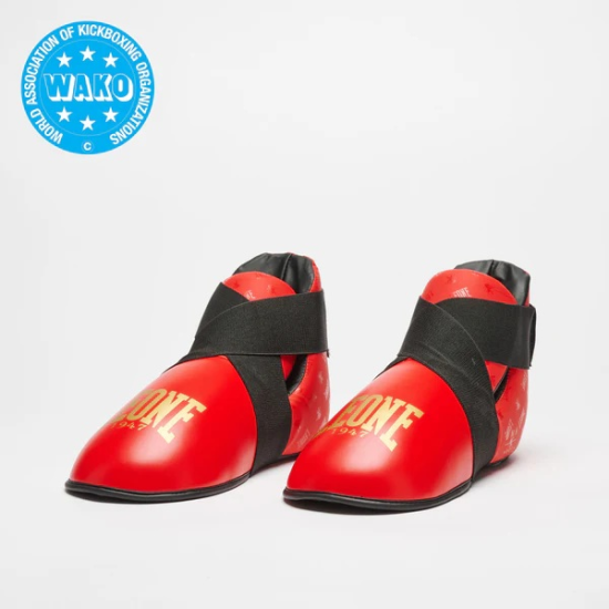 Botines de Kickboxing Leone 1947 CL166 "DNA" rojo WAKO