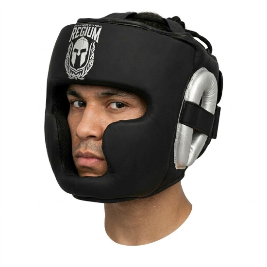 Casco de boxeo cerrado Regium "Wind Pro 2.0" GEL profesional negro