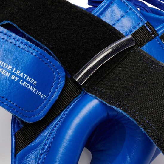 Casco de pomulos profesional Leone 1947 "The Greatest" CS443 azul