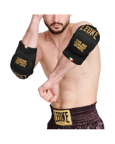 Coderas para Muay Thai Leone Color Negro PR341 "DNA"