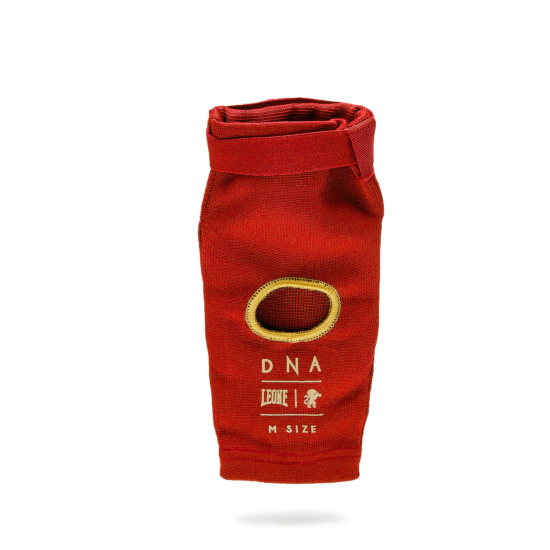 Coderas para Muay Thai Leone Color Rojo PR341 "DNA"