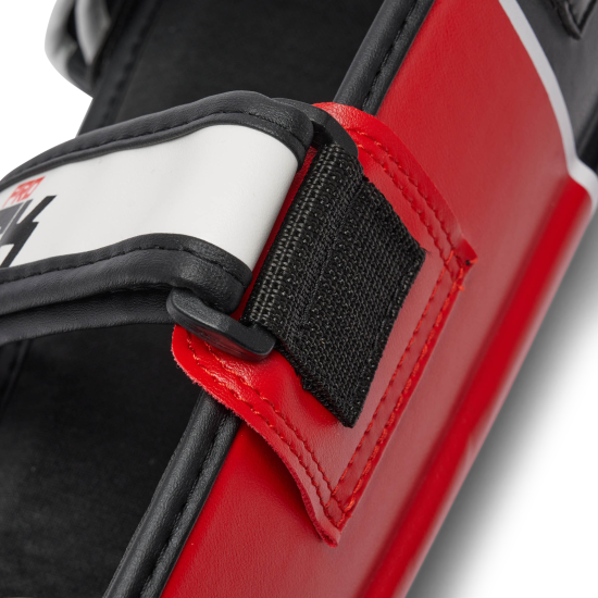 Espinilleras para deportes de contacto Leone 1947 "Shock Pro"  rojas PT108