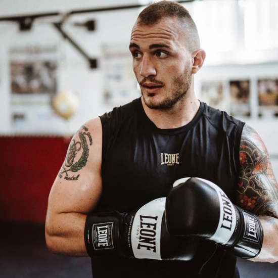 Guantes de Boxeo Leone 1947 "Shock" Color Negro GN047 10 Oz