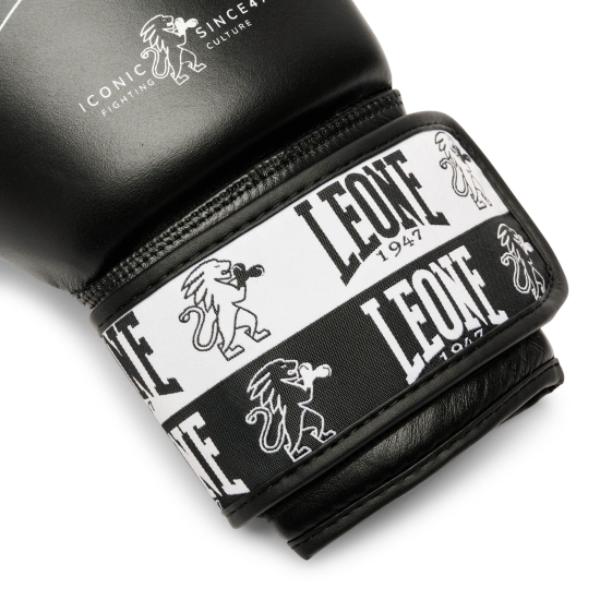 Guantes de Boxeo Leone1947 "Iconic" Color negro GN208 WAKO