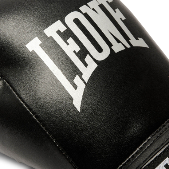 Guantes de Boxeo para Niño Leone "Thunder Junior" Color Negro 4 Oz GN383J