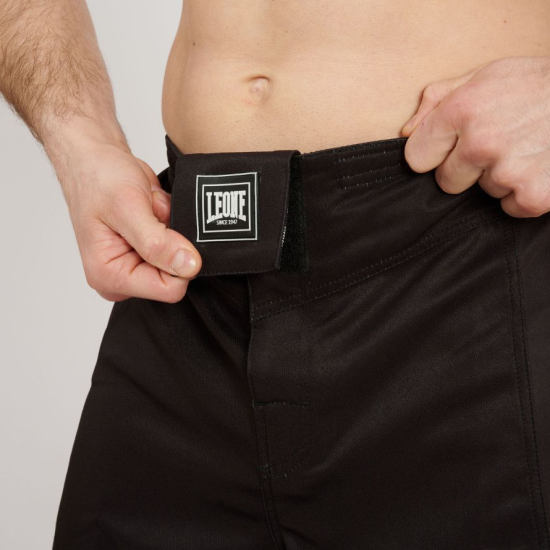 Shorts Leone 1947 "Revo Fluo MMA" negro AB957F
